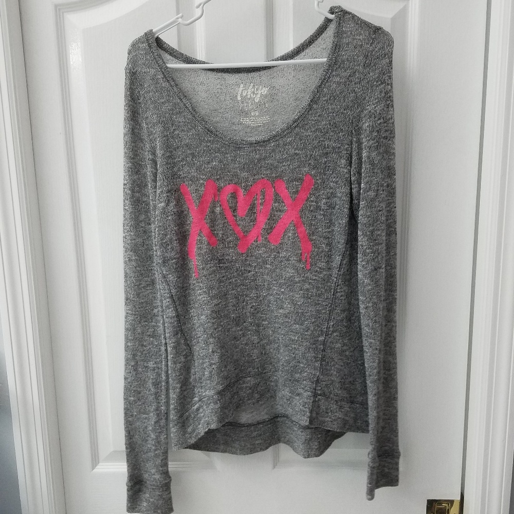 Gray super soft lightweight Aeropostale sweater